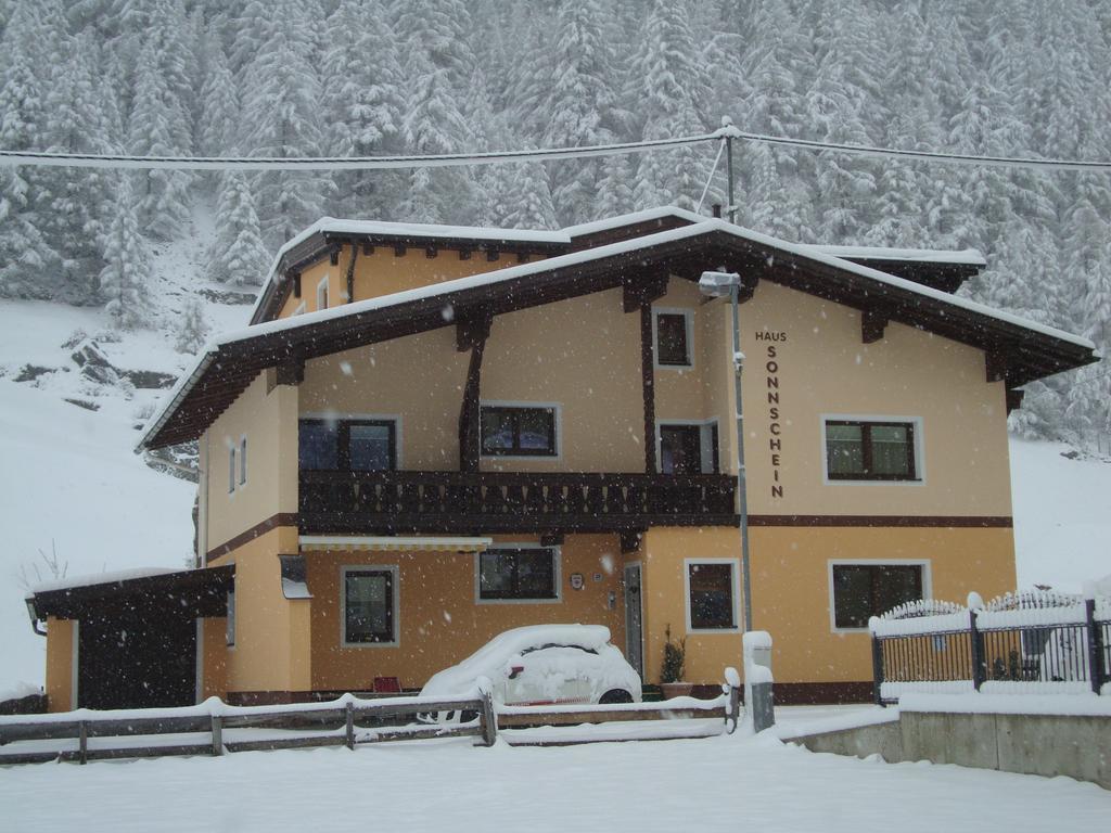 Haus Sonnschein Acomodação com café da manhã Sölden Exterior foto