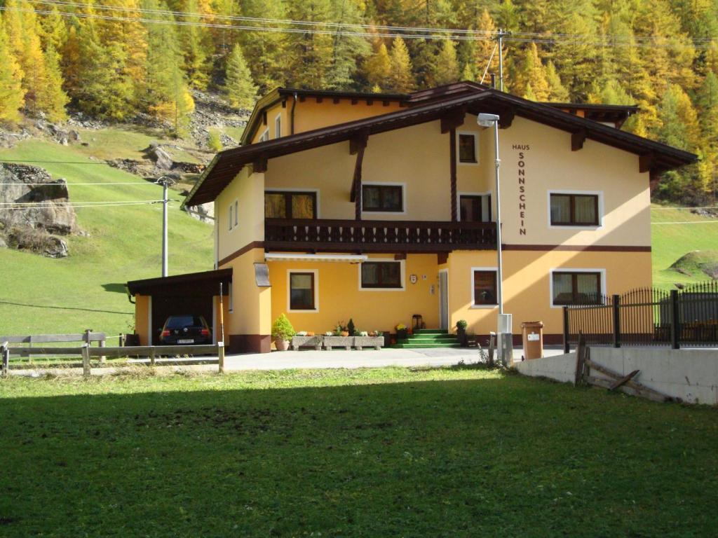 Haus Sonnschein Acomodação com café da manhã Sölden Exterior foto